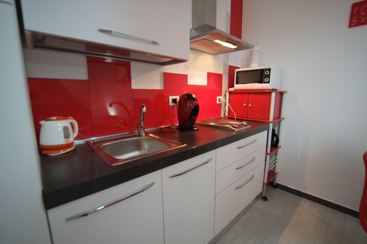 Corte Spagnola Fuoco Syrakus Exterior foto